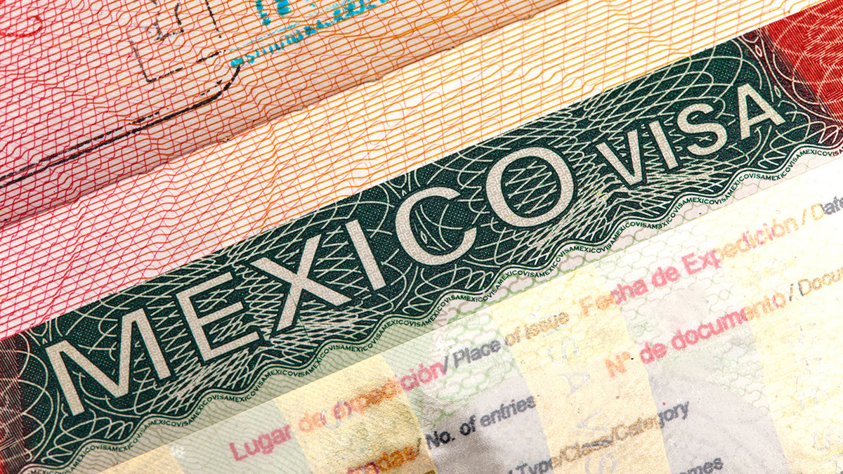 travel to mexico with expired visa